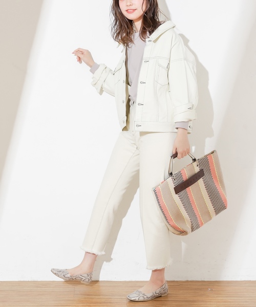 natural couture（ナチュラルクチュール）の「ゆったりビッグGジャン（デニムジャケット・レディース・アイボリー/ベージュ/インディゴブルー/サックスブルー・FREE）」の5枚目の写真