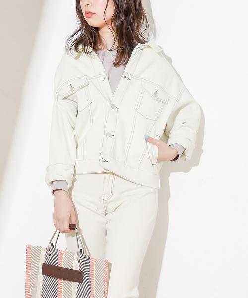 natural couture（ナチュラルクチュール）の「ゆったりビッグGジャン（デニムジャケット・レディース・アイボリー/ベージュ/インディゴブルー/サックスブルー・FREE）」の17枚目の写真