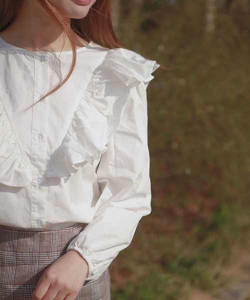lissi Boutique（リージーブティック）の「ラッフルフリルブラウス（シャツ/ブラウス・レディース・ホワイト・FREE）」の4枚目の写真