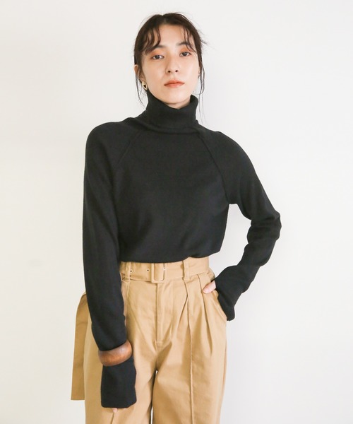 select MOCA（セレクトモカ）の「タートルリンギングデザインニット(ロングスリーブフィンガーホールニット)（ニット/セーター・レディース・ブラック/ベージュ/ブラウン/アイボリー・FREE）」の3枚目の写真