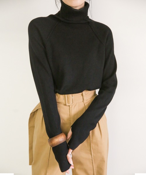 select MOCA（セレクトモカ）の「タートルリンギングデザインニット(ロングスリーブフィンガーホールニット)（ニット/セーター・レディース・ブラック/ベージュ/ブラウン/アイボリー・FREE）」の12枚目の写真