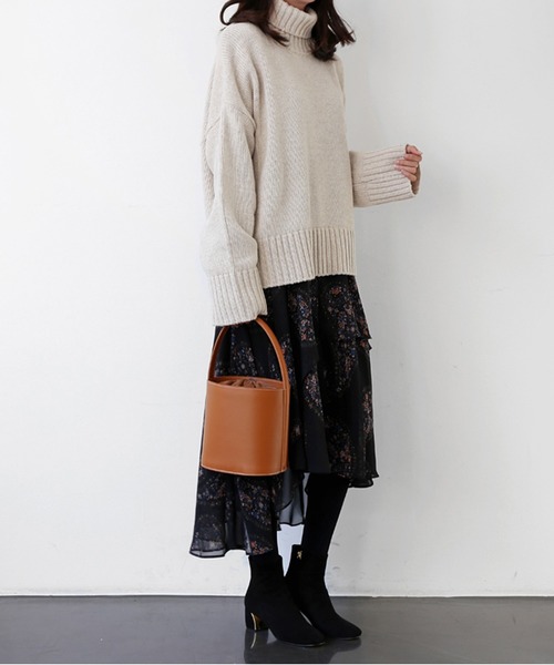 Girly Doll（ガーリードール）の「リブハイネックニット（ニット/セーター・レディース・アイボリー/グレー/ベージュ/ブラック/ブラウン/カーキ/ブルーグレー/モカ・FREE）」の22枚目の写真