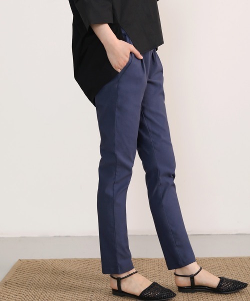 Bou Jeloud（ブージュルード）の「美脚スーパーストレッチタックパンツ（その他パンツ・レディース・ブラック/ベージュ/ブルー/ホワイト系その他/カーキ/ダークブルー/サンドベージュ/ネイビー・40/38/36）」の8枚目の写真