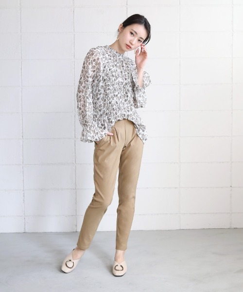 Bou Jeloud（ブージュルード）の「美脚スーパーストレッチタックパンツ（その他パンツ・レディース・ブラック/ベージュ/ブルー/ホワイト系その他/カーキ/ダークブルー/サンドベージュ/ネイビー・40/38/36）」の22枚目の写真