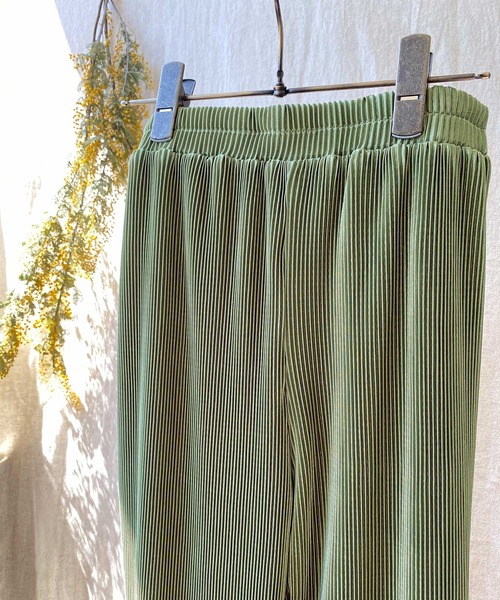 SESTO（セスト）の「アコーディオンプリーツセミフレアパンツ（その他パンツ・レディース・ラベンダー/ライトベージュ/ミント/モカ・M）」の6枚目の写真