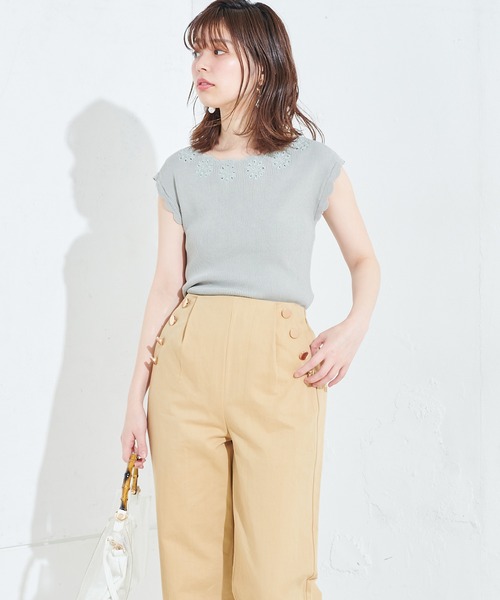 natural couture（ナチュラルクチュール）の「衿ぐりお花刺繍お上品ニット（ニット/セーター・レディース・ブラック/ミント/ラベンダー/キャメル・FREE）」の7枚目の写真