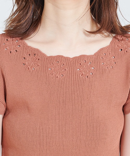 natural couture（ナチュラルクチュール）の「衿ぐりお花刺繍お上品ニット（ニット/セーター・レディース・ブラック/ミント/ラベンダー/キャメル・FREE）」の19枚目の写真