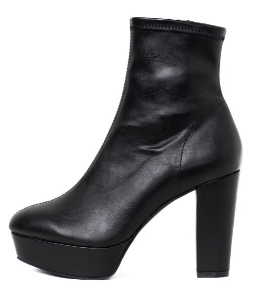 R&E（アールアンドイー）の「【20AW新作】【R&E】ストーム付きセンターシームショートブーツ（ブーツ・レディース・ブラック/ブラック系その他・LL/S/M/L）」の3枚目の写真