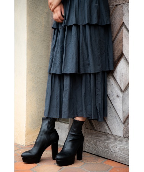 R&E（アールアンドイー）の「【20AW新作】【R&E】ストーム付きセンターシームショートブーツ（ブーツ・レディース・ブラック/ブラック系その他・LL/S/M/L）」の10枚目の写真