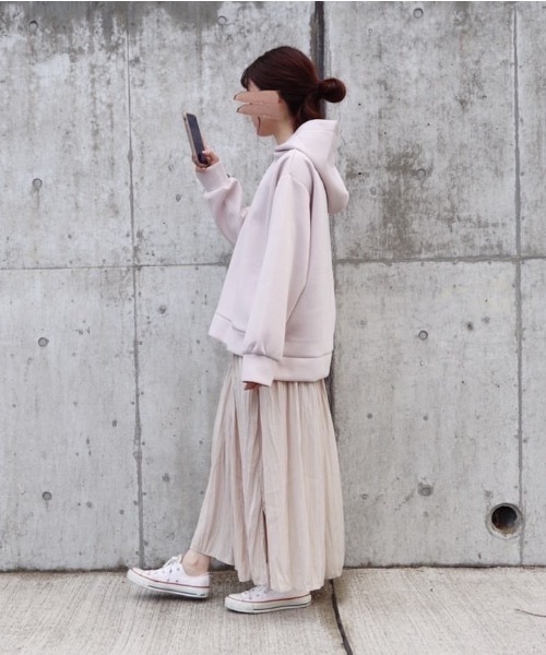 Ambre Neige（アンブルネージュ）の「【パウダーのようなさらさら感。マシュマロのようなもちもち感。】パウダリーパーカー／WEB/EC限定商品（パーカー・レディース・ホワイト/モカ/グレー系その他・MEDIUM/LARGE）」の9枚目の写真