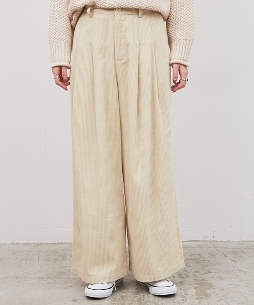 Libra Cue（リブラ キュー）の「Libra リラックスコーデュロイパンツ（スラックス・レディース・ホワイト/ブラック/グレー・FREE）」の3枚目の写真