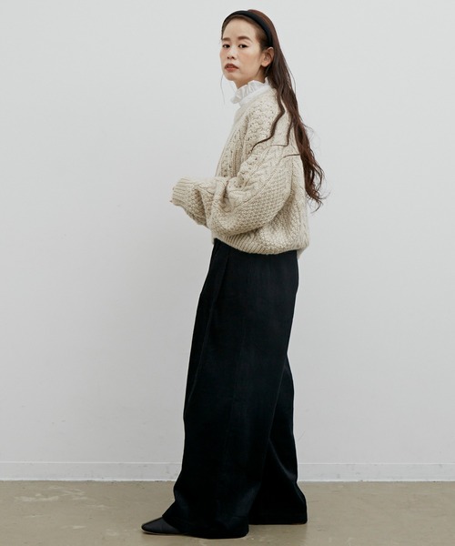 Libra Cue（リブラ キュー）の「Libra リラックスコーデュロイパンツ（スラックス・レディース・ホワイト/ブラック/グレー・FREE）」の7枚目の写真