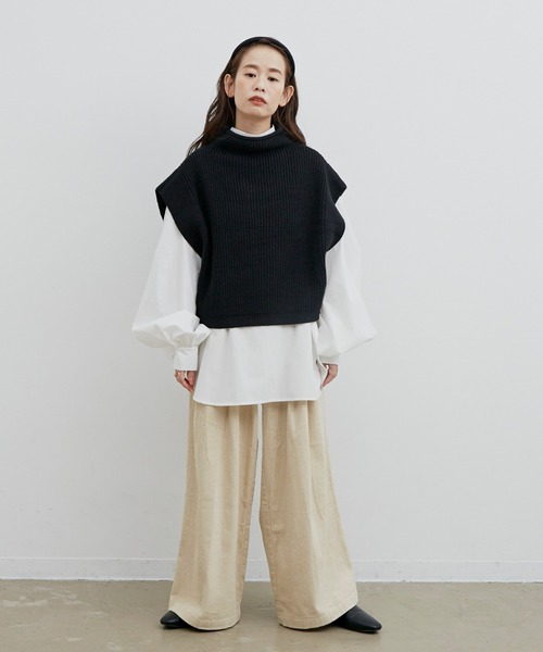 Libra Cue（リブラ キュー）の「Libra リラックスコーデュロイパンツ（スラックス・レディース・ホワイト/ブラック/グレー・FREE）」の4枚目の写真