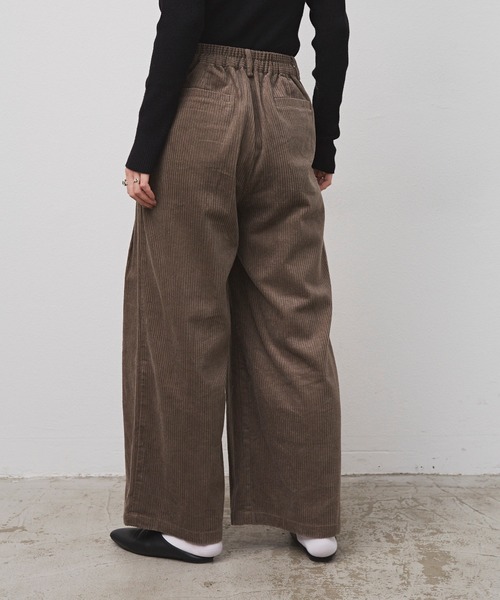 Libra Cue（リブラ キュー）の「Libra リラックスコーデュロイパンツ（スラックス・レディース・ホワイト/ブラック/グレー・FREE）」の20枚目の写真