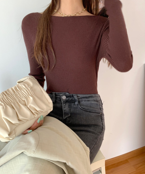 Girly Doll(ガーリードール)の「リブニットトップス(Tシャツ/カットソー・レディース・ブラック/ブラック系その他/ブラック系その他2/グレー/グレー系その他2/ブラウン/ブラウン系その他2/ブラウン系その他3/ブラウン系その他5/ベージュ/ベージュ系その他/ベージュ系その他2/カーキ/グリーン系その他2/イエロー系その他2/ボルドー/レッド系その他2/レッド系その他/キャメル/ブラウン系その他/ホワイト系その他2/グレー系その他/グリーン系その他/イエロー系その他/ホワイト/ホワイト系その他・FREE)」の12枚目の写真