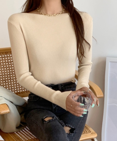 Girly Doll(ガーリードール)の「リブニットトップス(Tシャツ/カットソー・レディース・ブラック/ブラック系その他/ブラック系その他2/グレー/グレー系その他2/ブラウン/ブラウン系その他2/ブラウン系その他3/ブラウン系その他5/ベージュ/ベージュ系その他/ベージュ系その他2/カーキ/グリーン系その他2/イエロー系その他2/ボルドー/レッド系その他2/レッド系その他/キャメル/ブラウン系その他/ホワイト系その他2/グレー系その他/グリーン系その他/イエロー系その他/ホワイト/ホワイト系その他・FREE)」の17枚目の写真
