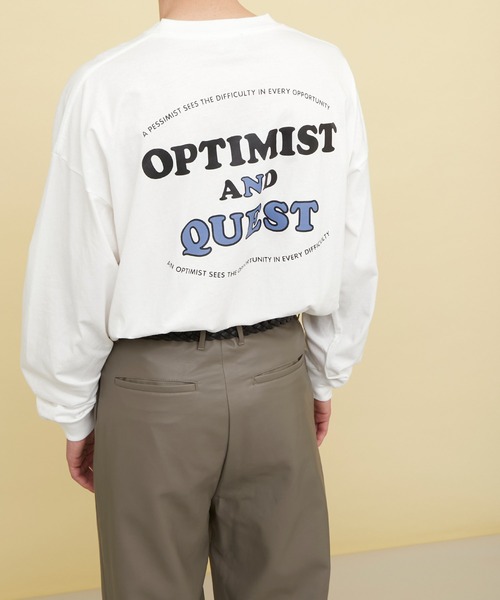 EMMA CLOTHES(エマクローズ)の「ビッグシルエット コットン天竺イラストデザインL/Sカットソー(EMMA CLOTHES - OPTIMIST AND QUEST)(Tシャツ/カットソー・メンズ・パープル系その他/チャコールグレー/ホワイト・L/M)」の2枚目の写真