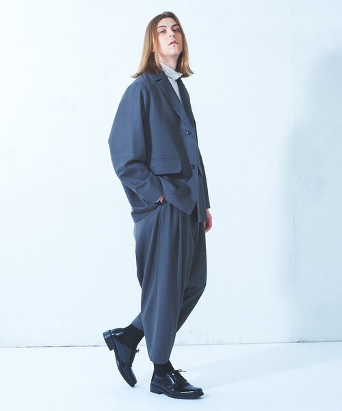 Lui'sのオリジナルファブリックウール混 オーバージャケット&バルーンパンツ Lui's（ルイス）の「オリジナルファブリックウール混 バルーン