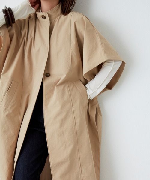 Aunt Marie's（アントマリーズ）の「ロングトレンチポンチョ（トレンチコート・レディース・ベージュ/ブラック/グレイッシュベージュ・FREE）」の7枚目の写真