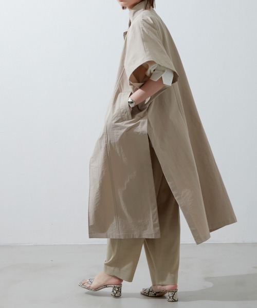 Aunt Marie's（アントマリーズ）の「ロングトレンチポンチョ（トレンチコート・レディース・ベージュ/ブラック/グレイッシュベージュ・FREE）」の18枚目の写真