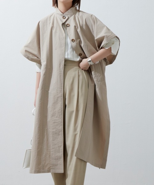 Aunt Marie's（アントマリーズ）の「ロングトレンチポンチョ（トレンチコート・レディース・ベージュ/ブラック/グレイッシュベージュ・FREE）」の19枚目の写真