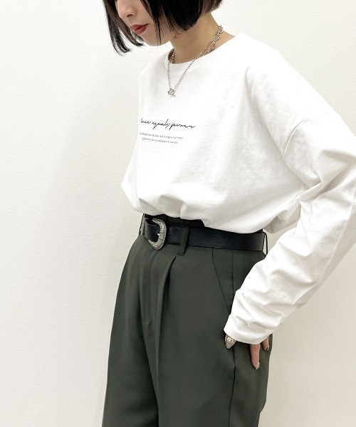 apres jour mignon(アプレジュールミニョン)の「シンプルロゴロンT【ZOZOTOWN限定アイテム】(Tシャツ/カットソー・レディース・アイボリー/ブラック/オフホワイト・X-LARGE/フリー)」の5枚目の写真