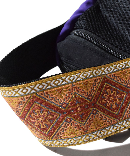 ALDIES（アールディーズ）の「Banana Shoulder / バナナショルダー