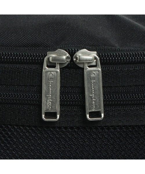 Champion（チャンピオン）の「Champion／チャンピオン　ボディーバッグ　67022（ボディバッグ/ウエストポーチ・メンズ・ブラック/ブルー・FREE）」の3枚目の写真