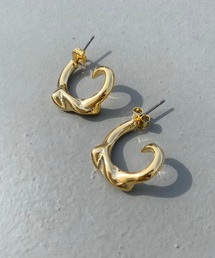 ゴールドフープピアス