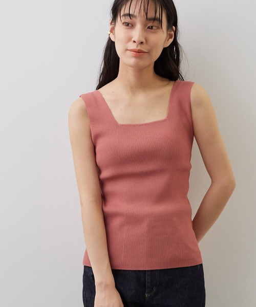 SALON adam et rope'(サロン アダム エ ロペ)の「UVケアマシンウォッシャブルスクエアタンクトップ(タンクトップ・レディース・ダークブラウン/グリーン/ベージュ/ピンク・FREE)」の4枚目の写真