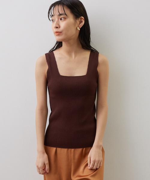 SALON adam et rope'(サロン アダム エ ロペ)の「UVケアマシンウォッシャブルスクエアタンクトップ(タンクトップ・レディース・ダークブラウン/グリーン/ベージュ/ピンク・FREE)」の22枚目の写真