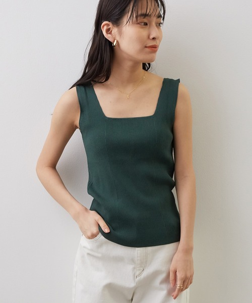SALON adam et rope'(サロン アダム エ ロペ)の「UVケアマシンウォッシャブルスクエアタンクトップ(タンクトップ・レディース・ダークブラウン/グリーン/ベージュ/ピンク・FREE)」の8枚目の写真