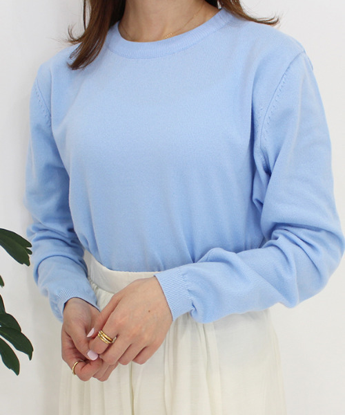 MODE ROBE(モードローブ)の「シンプルカラーニット(ニット/セーター・レディース・ピンク/ブルー/アイボリー・FREE)」の1枚目の写真