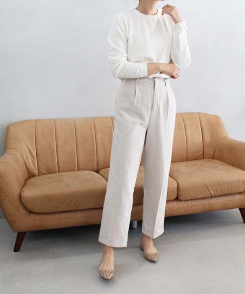 MODE ROBE(モードローブ)の「シンプルカラーニット(ニット/セーター・レディース・ピンク/ブルー/アイボリー・FREE)」の9枚目の写真