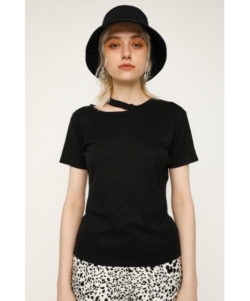 SLY(スライ)の「CUTTING NECK TOPS カッティングネック トップス(Tシャツ/カットソー・レディース・アイボリー/ブルー/ブラック・FREE)」の13枚目の写真