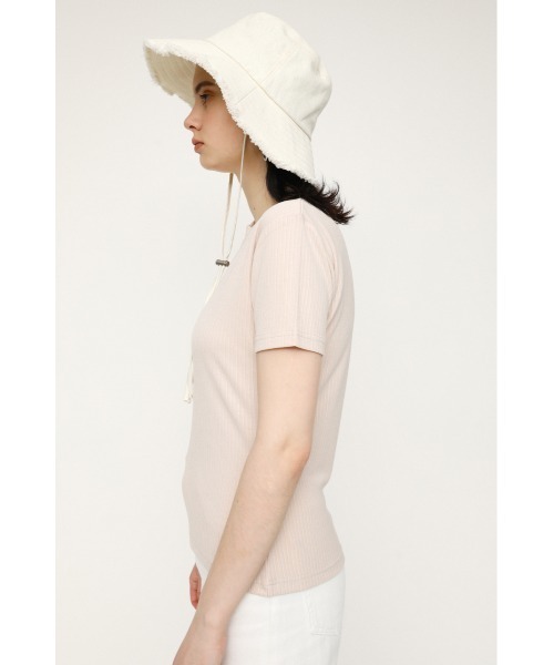 SLY(スライ)の「CUTTING NECK TOPS カッティングネック トップス(Tシャツ/カットソー・レディース・アイボリー/ブルー/ブラック・FREE)」の4枚目の写真