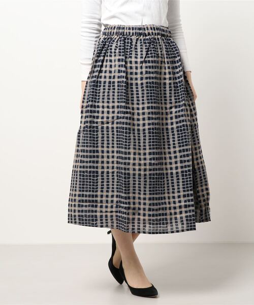 salle de bal（サルデバル）の「∴ 【 LITTLE MARKET / リトルマーケット 】ゆがみチェックスカート　FRH（スカート・レディース・ネイビー/オレンジ・FREE）」の15枚目の写真