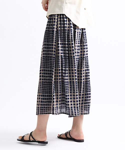 salle de bal（サルデバル）の「∴ 【 LITTLE MARKET / リトルマーケット 】ゆがみチェックスカート　FRH（スカート・レディース・ネイビー/オレンジ・FREE）」の19枚目の写真