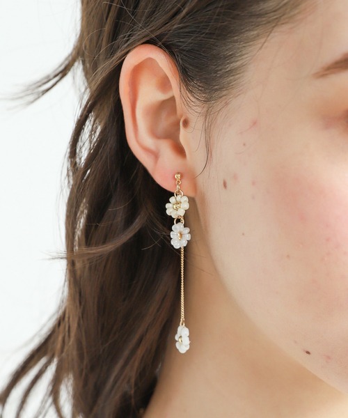 Me%(ミィパーセント)の「ビーズレイヤードピアス(ピアス(両耳用)・レディース・サックスブルー/ホワイト/その他/ライトピンク・FREE)」の2枚目の写真