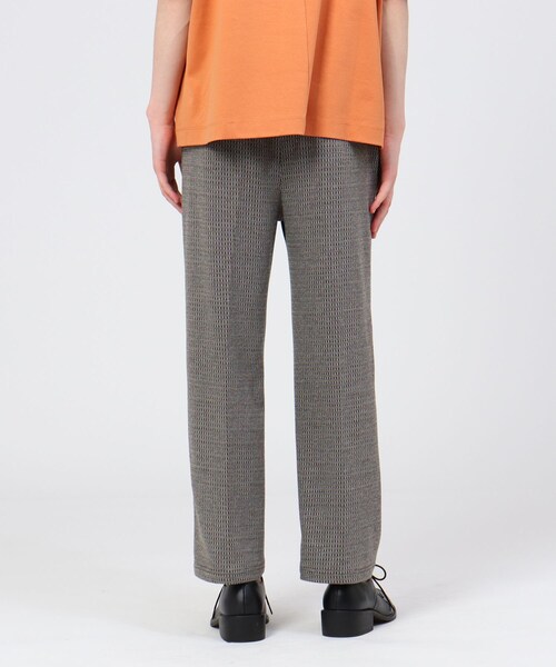 tk.TAKEO KIKUCHI（ティーケータケオキクチ）の「◆ジグザグジオメトリック ジャカードパンツ（ユニセックスアイテム）（その他パンツ・メンズ・ブラック系3/ブラウン系4・88/66）」の8枚目の写真