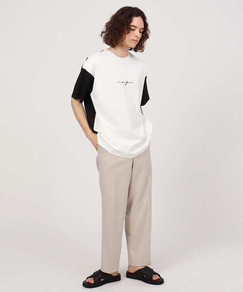 tk.TAKEO KIKUCHI(ティーケータケオキクチ)の「◆凪 × tk.TAKEO KIKUCHI「口紅を塗る女の子」Tシャツ(Tシャツ/カットソー・メンズ・ブラック/オフホワイト/ホワイト系7・01/02/03)」の11枚目の写真