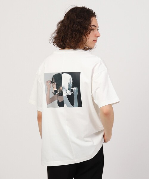 tk.TAKEO KIKUCHI(ティーケータケオキクチ)の「◆凪 × tk.TAKEO KIKUCHI「口紅を塗る女の子」Tシャツ(Tシャツ/カットソー・メンズ・ブラック/オフホワイト/ホワイト系7・01/02/03)」の22枚目の写真