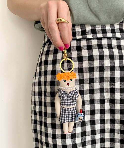 SLOBE IENA（スローブイエナ）の「【Casselini/キャセリーニ】キャットチャーム◆（キーホルダー・レディース・ホワイト/ブラック/ダークブルー・FREE）」の3枚目の写真