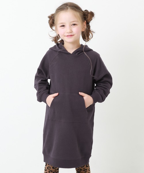 devirock(デビロック)の「無地スウェットパーカーワンピース(ワンピース・キッズ・杢グレー/ラベンダー/ブルーグレー/モカ/ブラック/ピンク系その他/パープル系その他/グリーン系その他・80cm/90cm/100cm/110cm/120cm/130cm/140cm/150cm/160cm)」の7枚目の写真