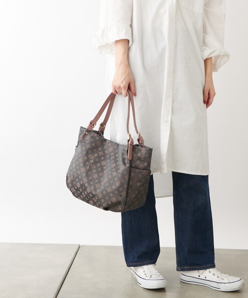 ラシット♥️美品♥️バックルハンドル♥️トートバック♥️エクリュ♥️ 新色】人気のバックルハンドルトートに“Ecru”が仲間入り