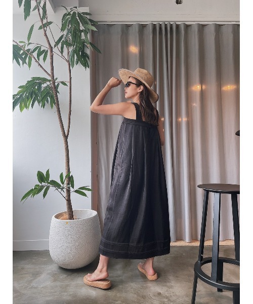 TRUNC（トランクエイティーエイト）の「Pin Tuck OnePiece（ワンピース・レディース・ブラック/ベージュ・FREE）」の3枚目の写真