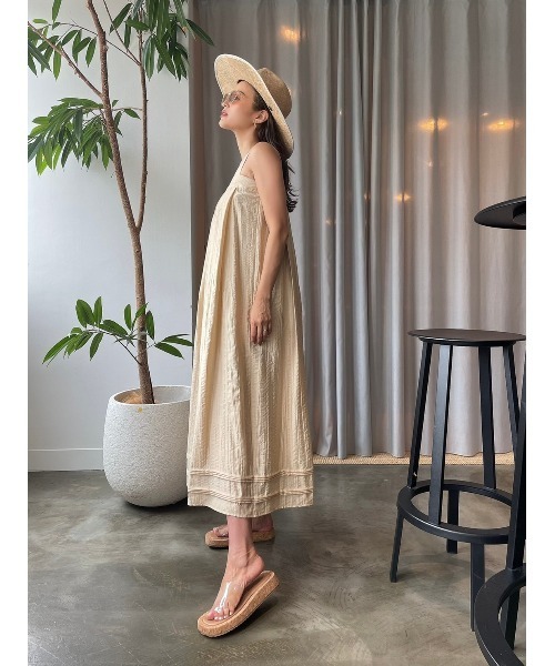 TRUNC（トランクエイティーエイト）の「Pin Tuck OnePiece（ワンピース・レディース・ブラック/ベージュ・FREE）」の4枚目の写真