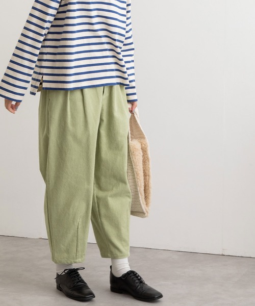 POU DOU DOU(プードゥドゥ)の「コーデュロイタックパンツ(その他パンツ・レディース・ライトグレー/アイボリー/ミント・3)」の1枚目の写真