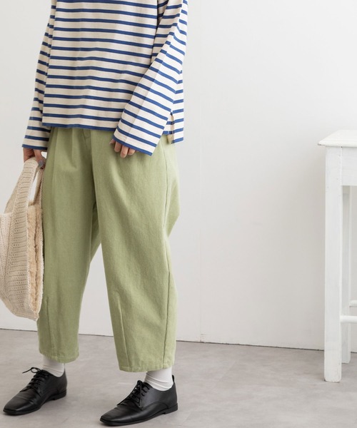 POU DOU DOU(プードゥドゥ)の「コーデュロイタックパンツ(その他パンツ・レディース・ライトグレー/アイボリー/ミント・3)」の4枚目の写真