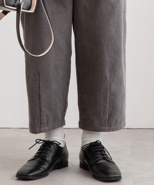 POU DOU DOU(プードゥドゥ)の「コーデュロイタックパンツ(その他パンツ・レディース・ライトグレー/アイボリー/ミント・3)」の16枚目の写真